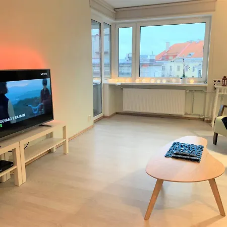 Center Raua With Balcony Appartement